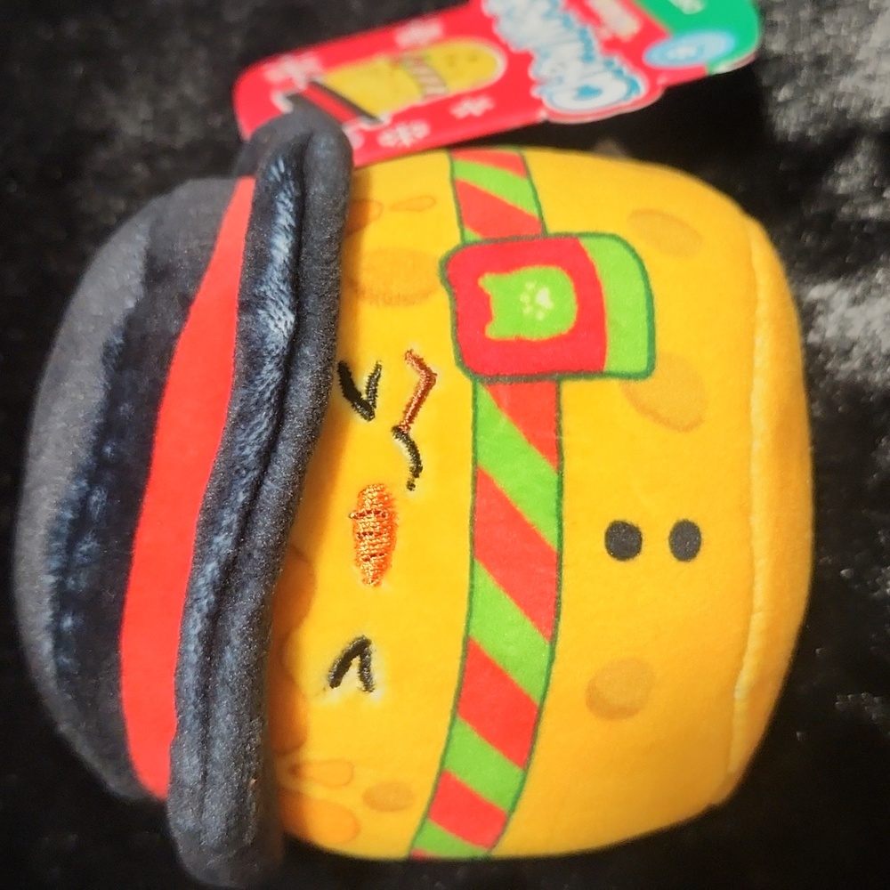 Squishmallows Chew Mees Chedda Gift Dog Toy NWT